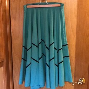 Collectif Women’s Green Maxi Skirt Size M